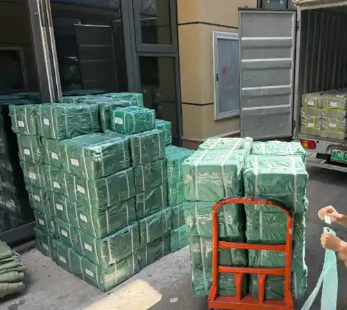 Kliendikapi riistvaratellimus on pakitud ja saatmiseks valmis